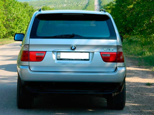 BMW X5 4х4 - Mașina la Procat in Chisinău, Moldova4