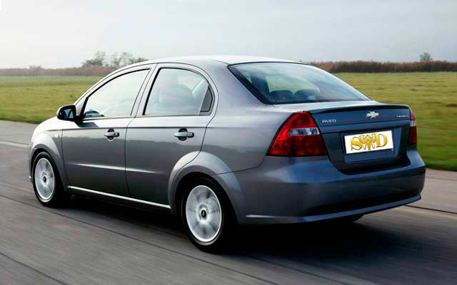 Rent Car Chisinau, Moldova - Chevrolet Aveo Silver2