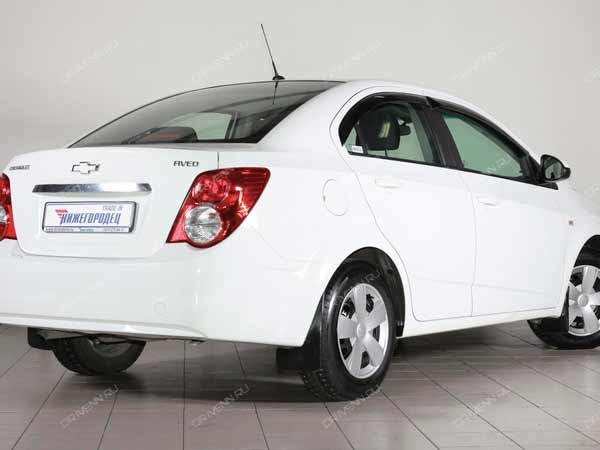 Chevrolet Aveo White - Прокат Автомобилей в Кишинёве, Молдове8