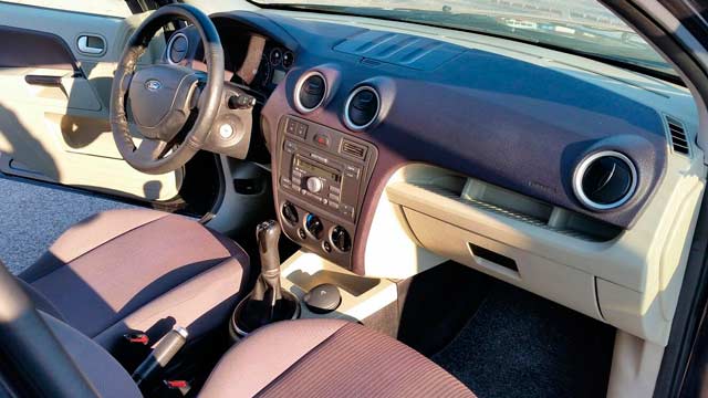 Moldova Rent a Car, Chisinau - Ford Fusion7