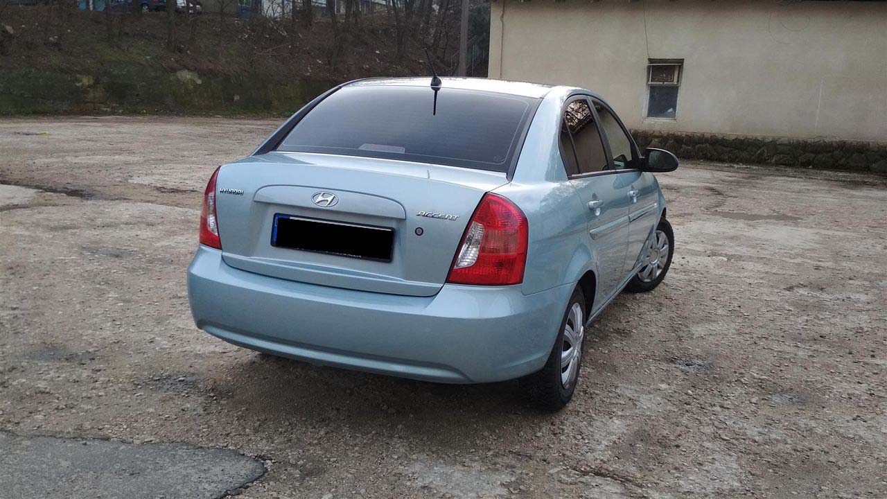 Rent Car in Chisinau, Moldova - Hyundai Accent4