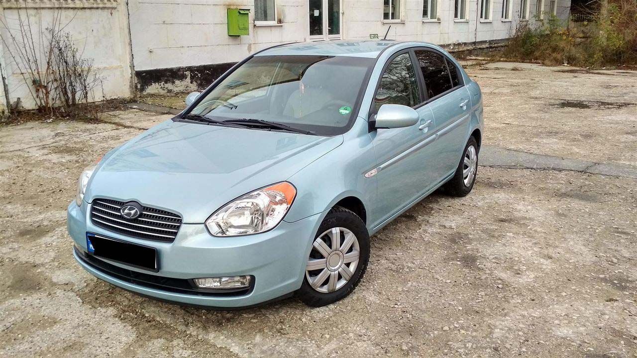 Hyundai Accent - Аренда Авто в Кишинёве, Молдове5