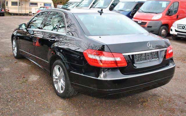 rent a car for wedding chisinau/Moldova - MERS E CLASS black-4