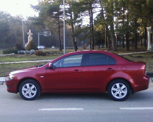 
Noleggio Auto in Chisinau Moldova - Mitsubishi Lancer
