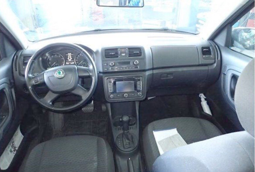 Noleggio Auto in Chisinau - Skoda Fabia9