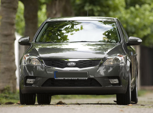 Noleggio Auto in Chisinau Moldova - Kia Ceed5