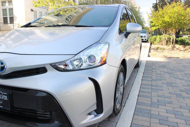 Toyota Prius V -Masini la Procat Chisinău Ieftine7